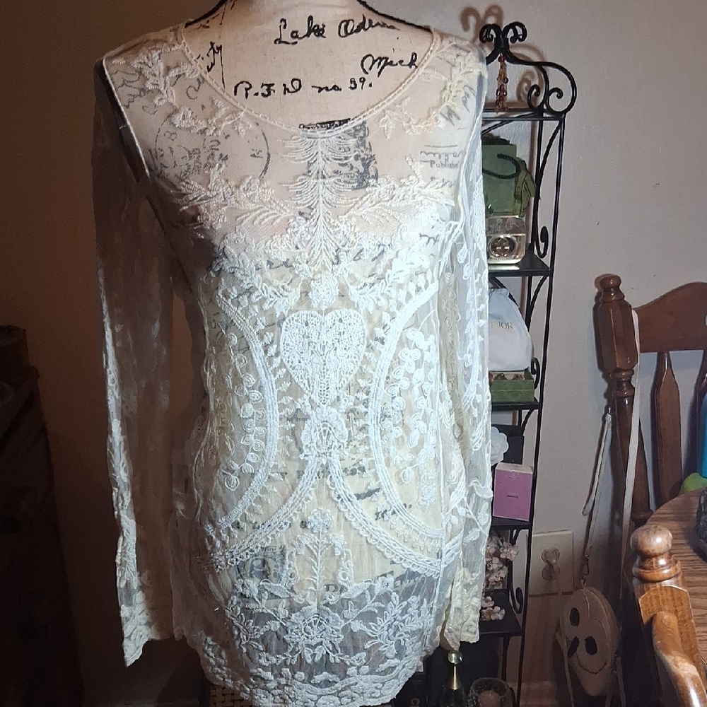 Phase One Sheer Lace Long Sleeve Top Medium